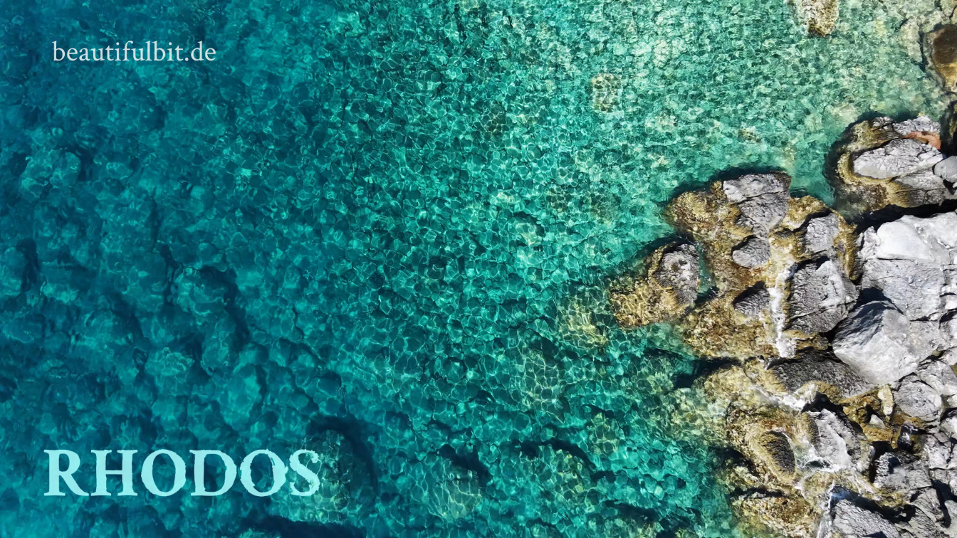Die Küste von Rhodos aus der Luft